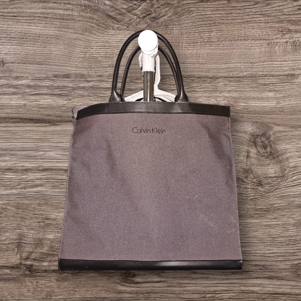 3/$30 Calvin Klein Large Used Once Canvas Tote Carry All Purse Bag